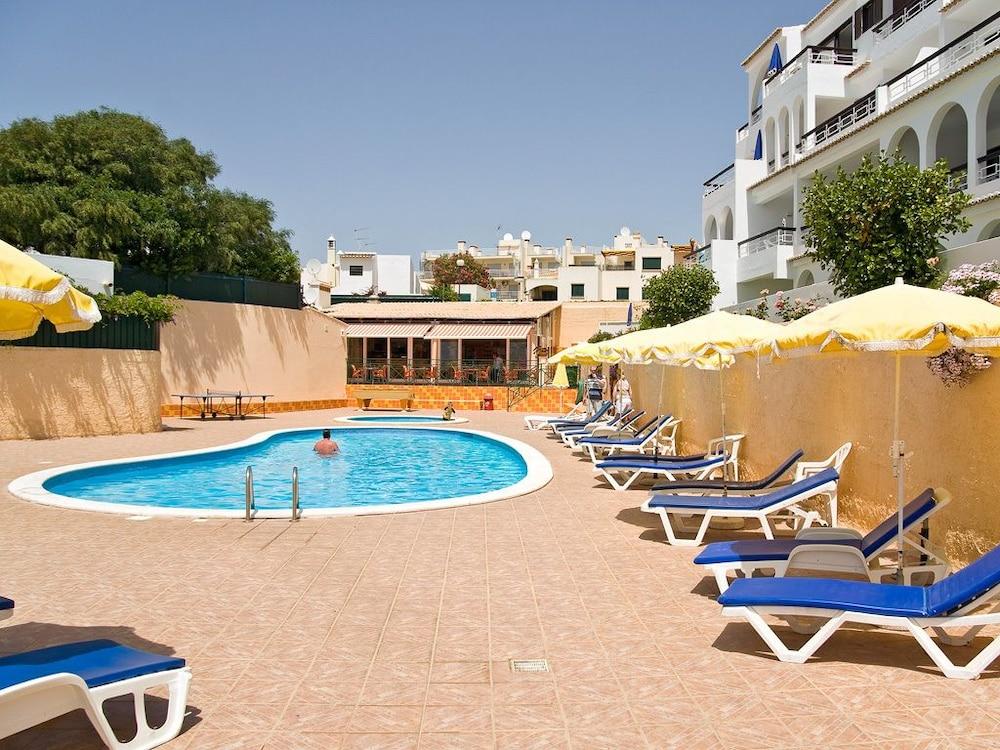 Apartamentos Do Parque Albufeira Bagian luar foto