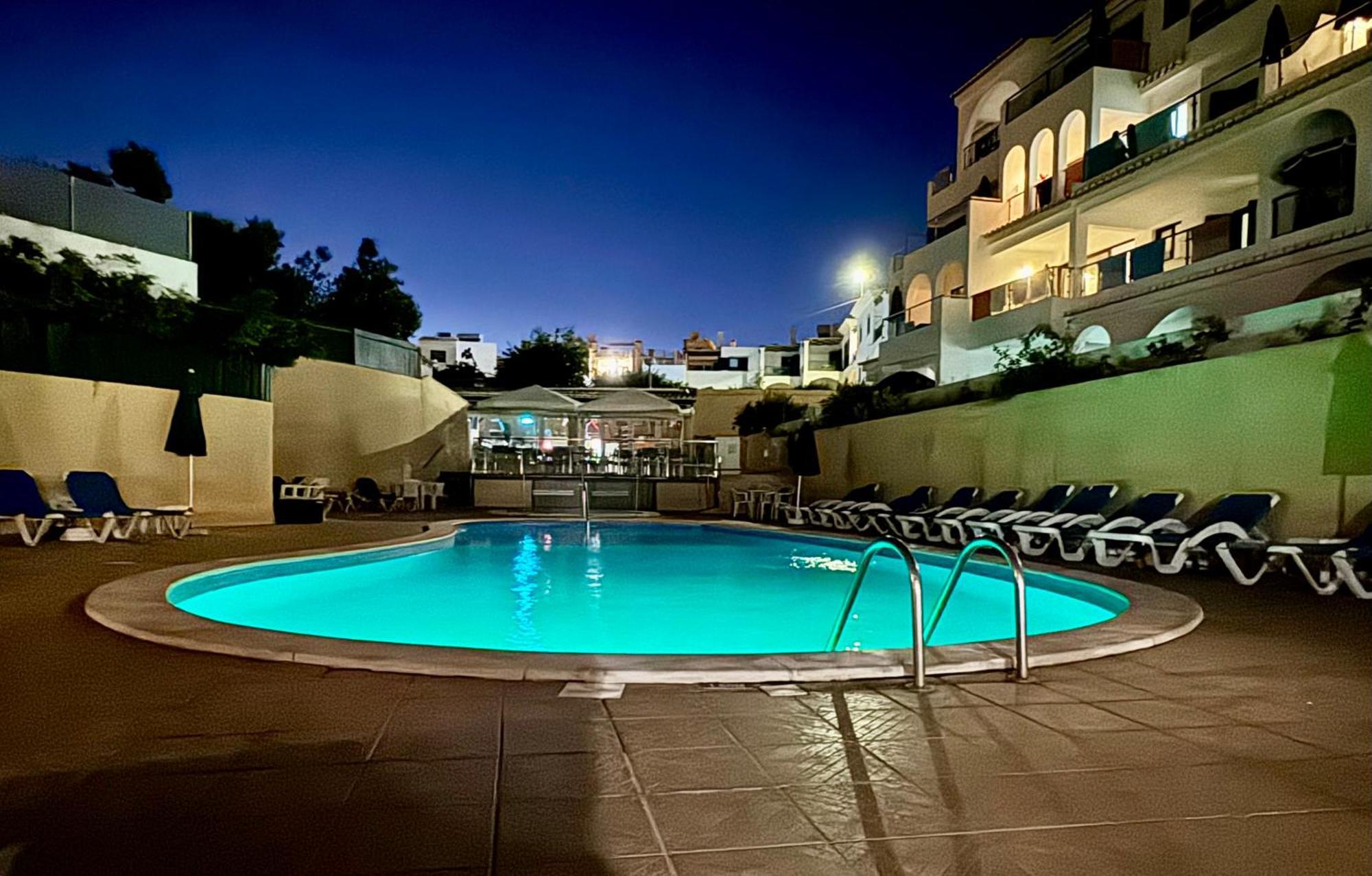 Apartamentos Do Parque Albufeira Bagian luar foto