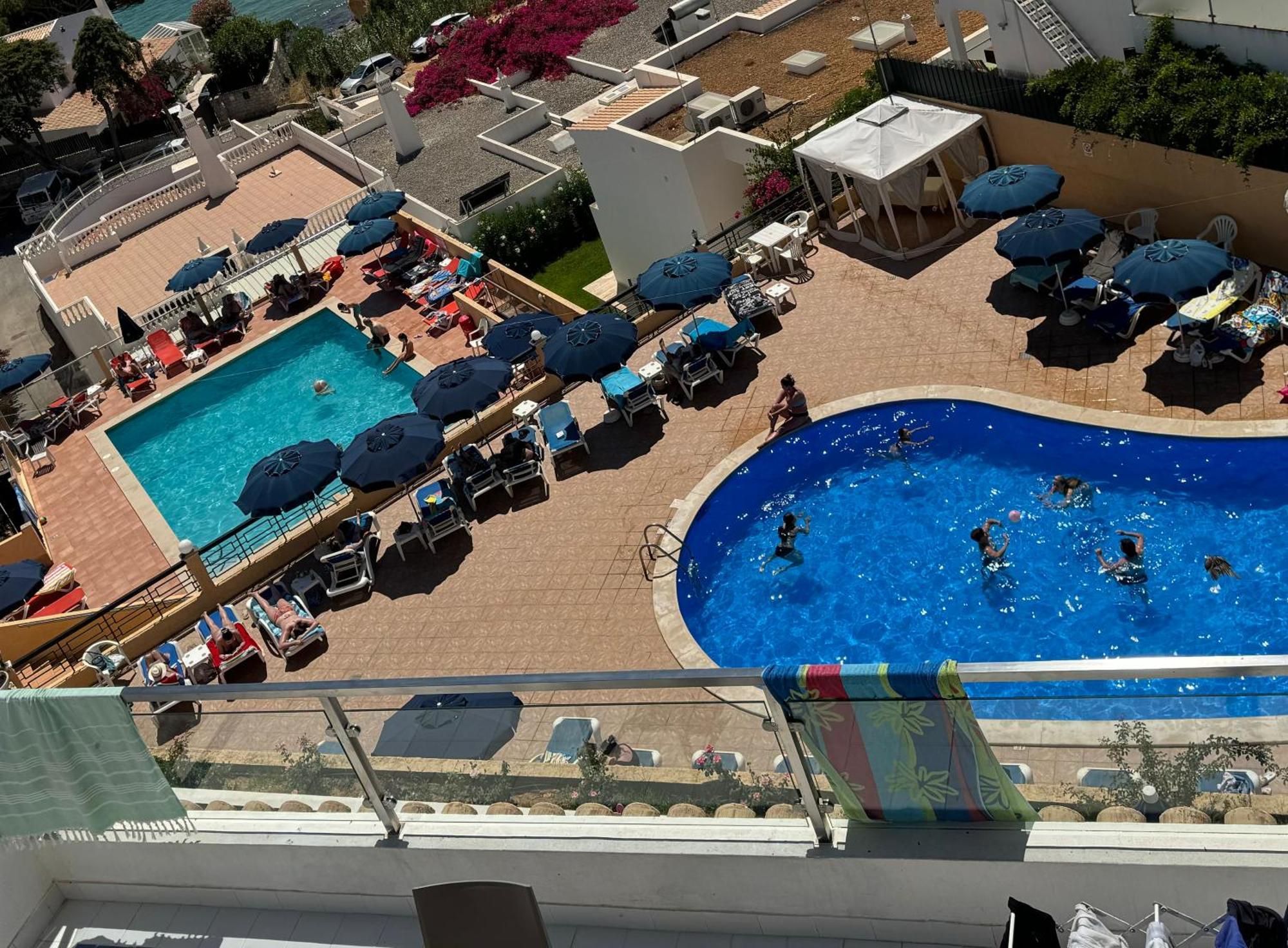 Apartamentos Do Parque Albufeira Bagian luar foto
