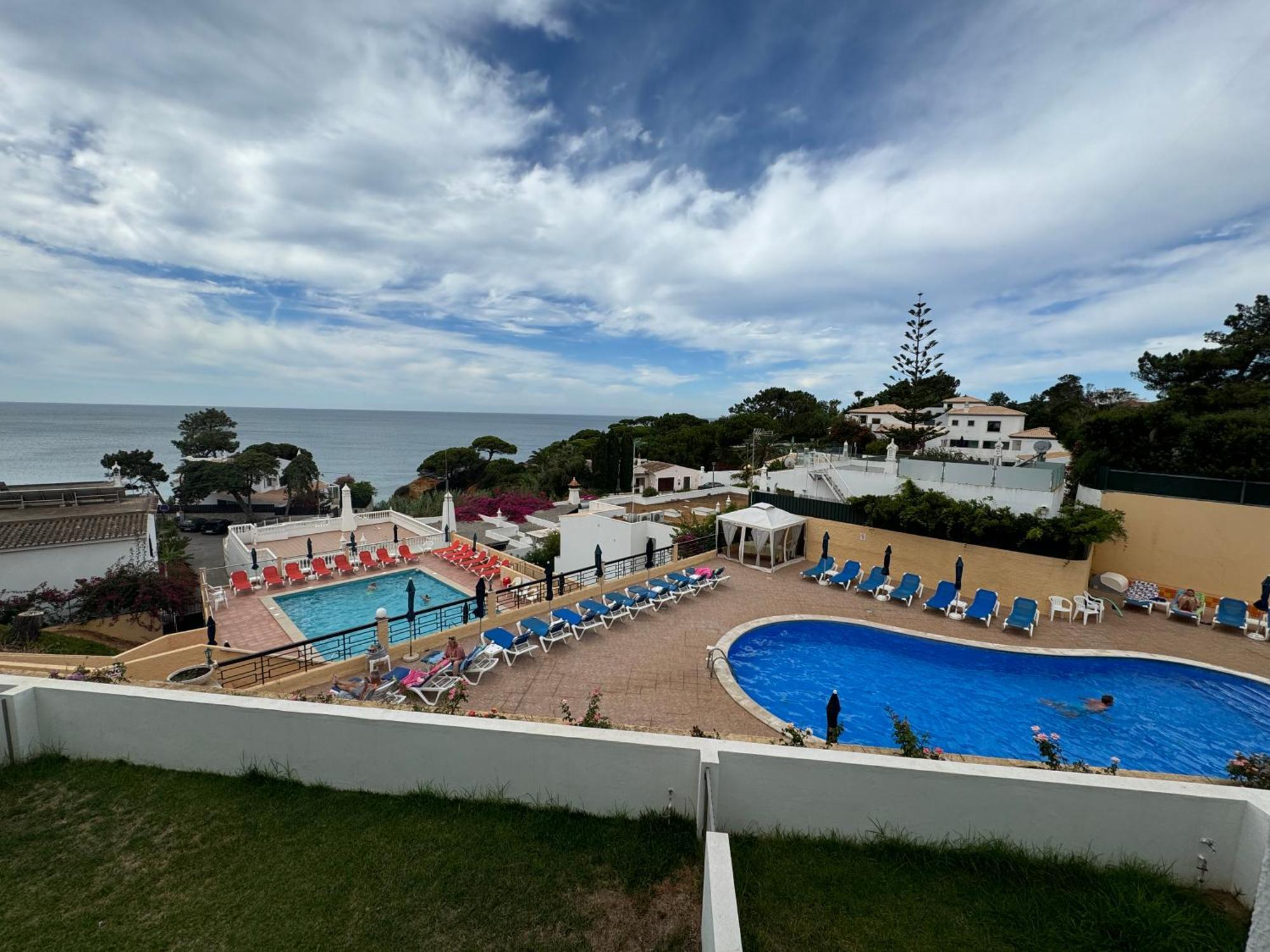 Apartamentos Do Parque Albufeira Bagian luar foto
